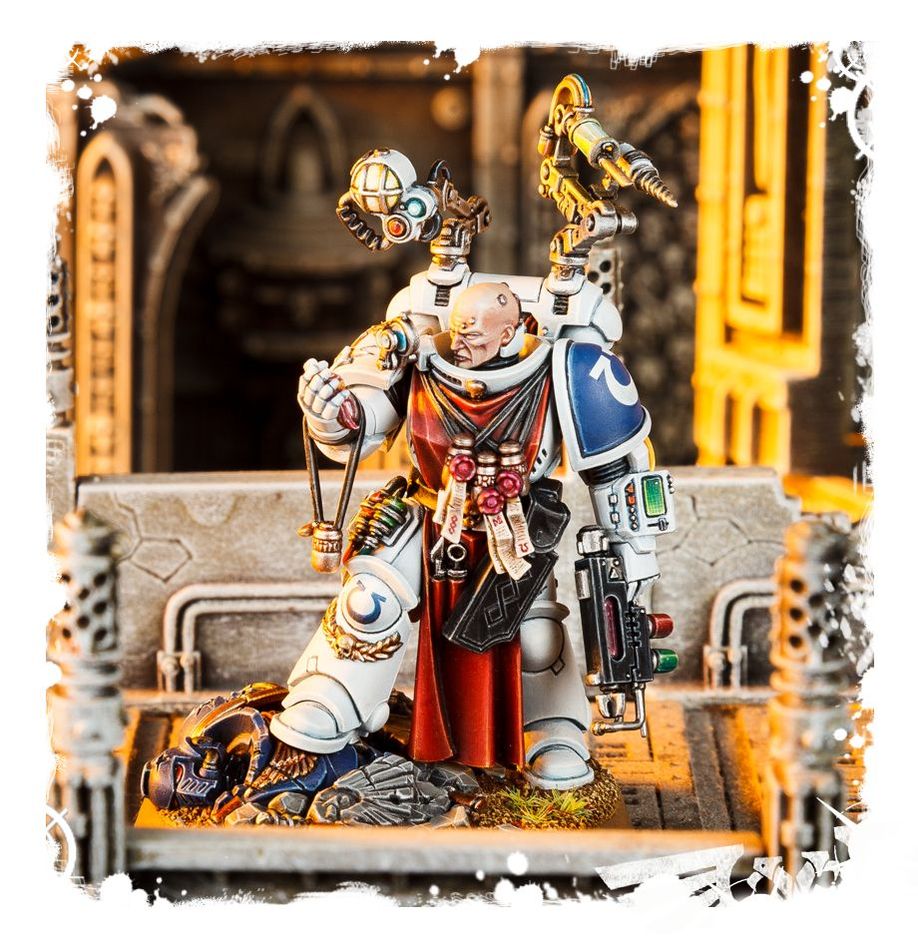 Warhammer 40K: Space Marines Apothecary