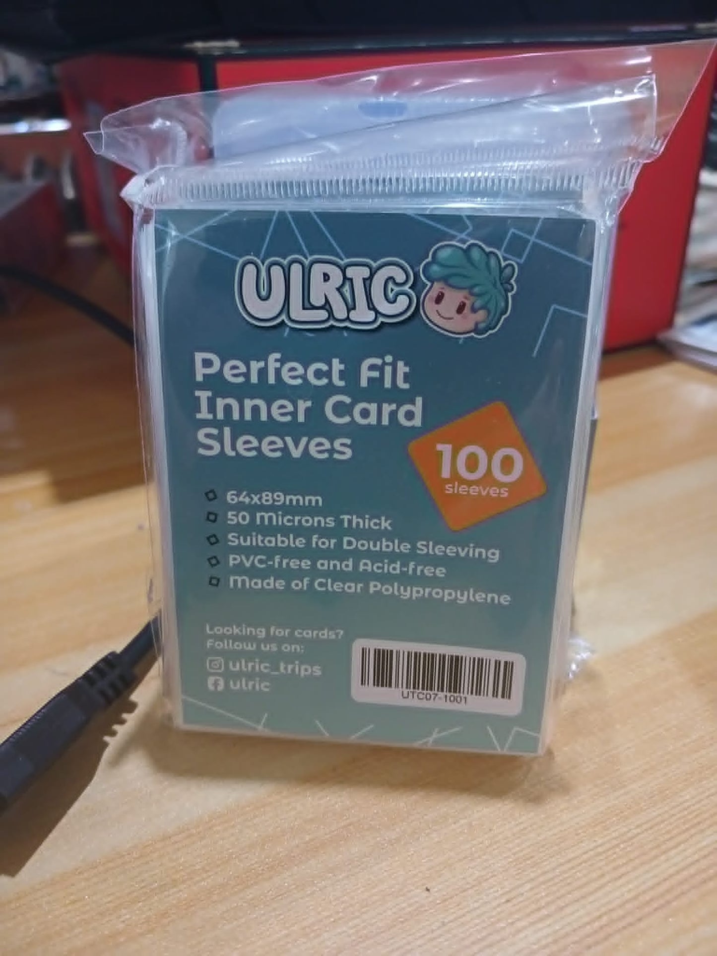 Ulric Perfect fit inner card sleeves