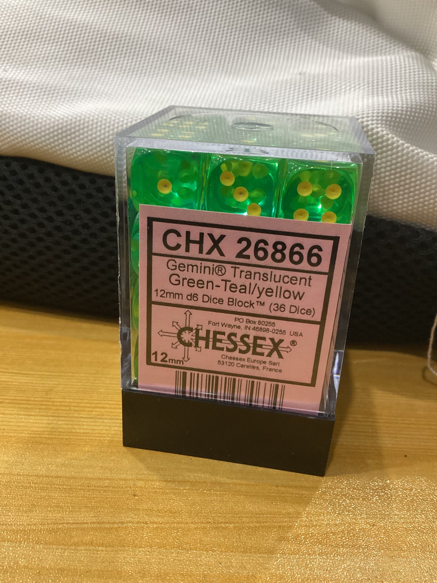 Chessex Dice: Gemini/Translucent