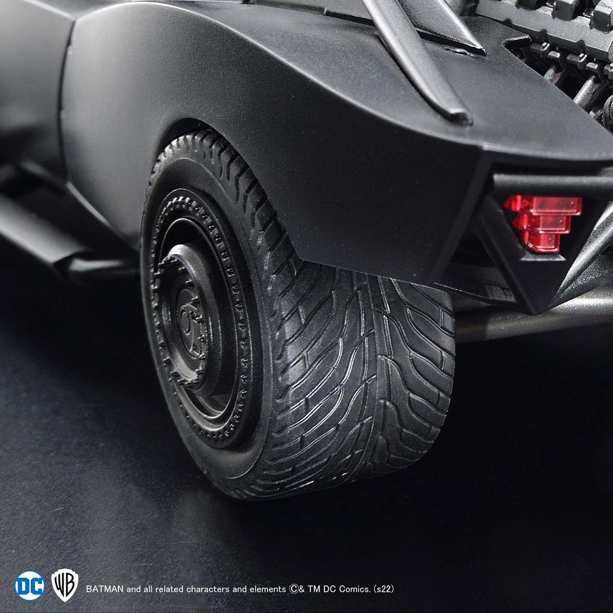 1/35 Scale Model Kit Batmobile (The Batman Ver.)