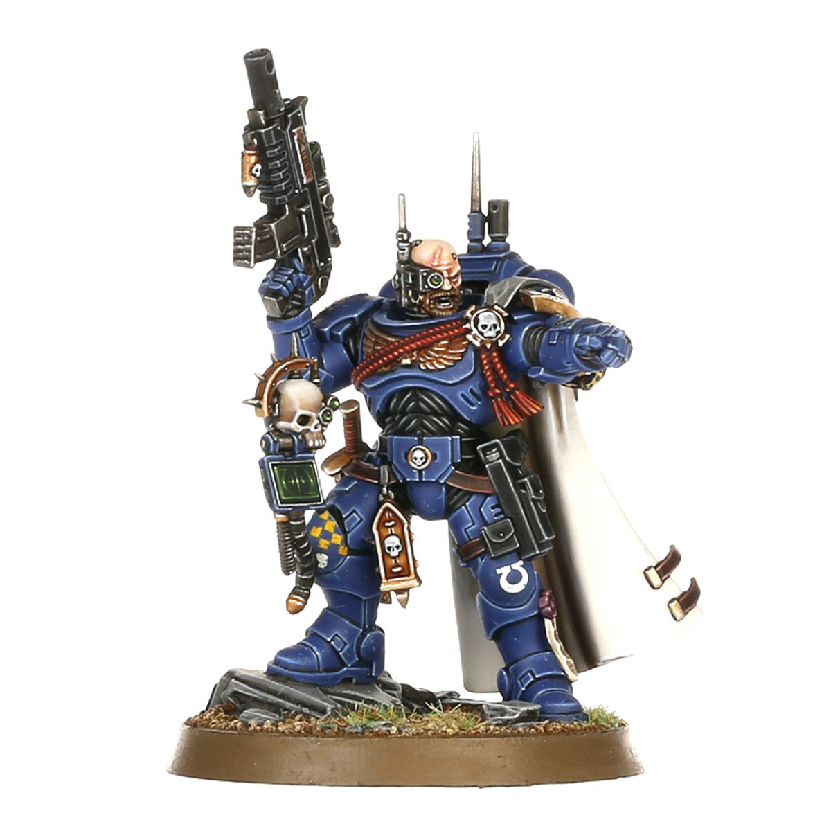 Space Marines: Primaris Captain in Phobos Armour